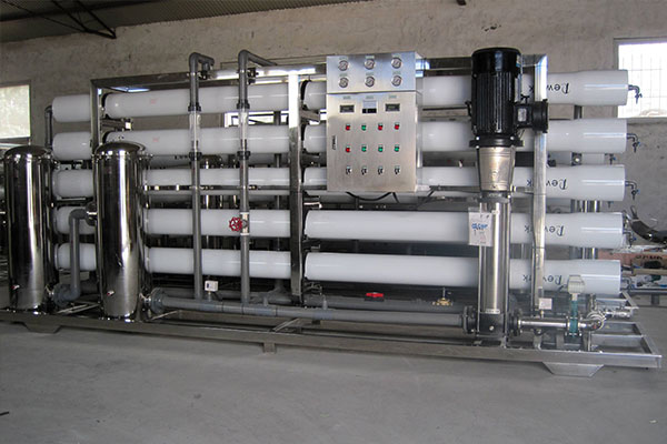 養(yǎng)豬場為什么要用養(yǎng)殖場凈水設(shè)備？