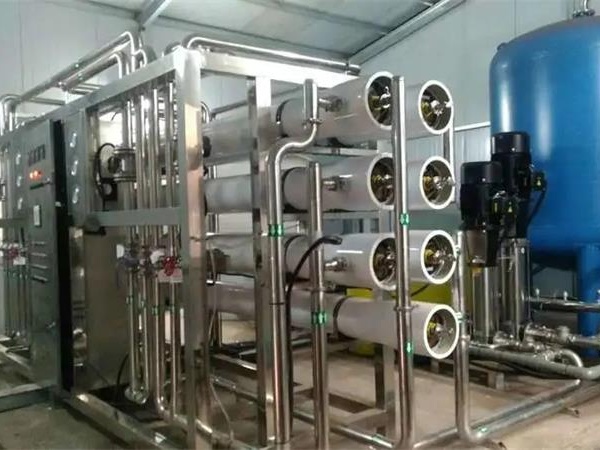 工業(yè)反滲透水處理設備生產商：技術領先，助力企業(yè)綠色發(fā)展