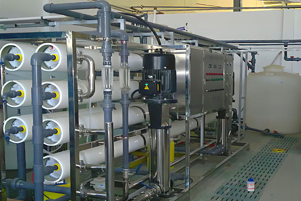工業(yè)反滲透水處理設(shè)備什么品牌好？深度解析