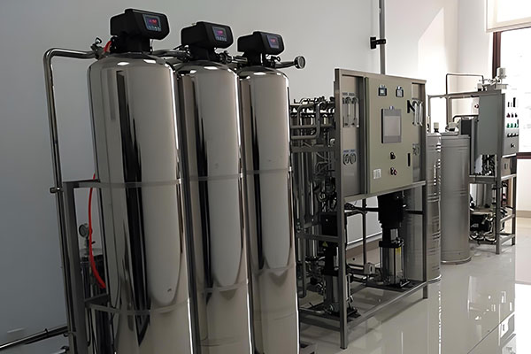 脫鹽水的設備生產廠家：為工業提供高效水處理支持 