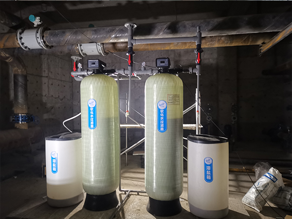 揭秘全自動軟水器價格：工業(yè)軟化設備的成本決策指南