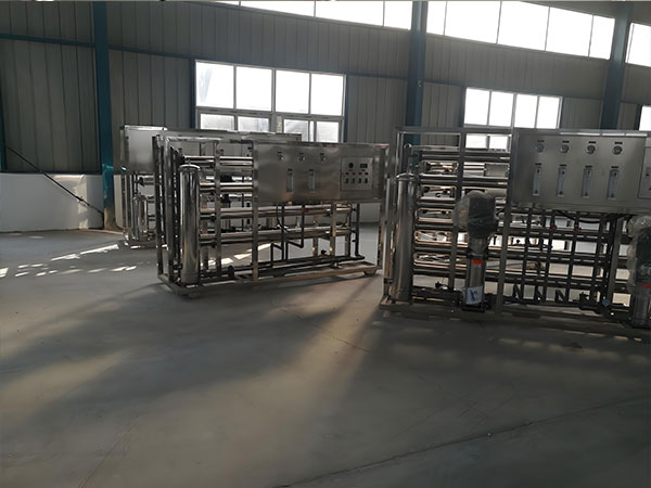 反滲透水處理設備生產廠家：專業技術與品質保障